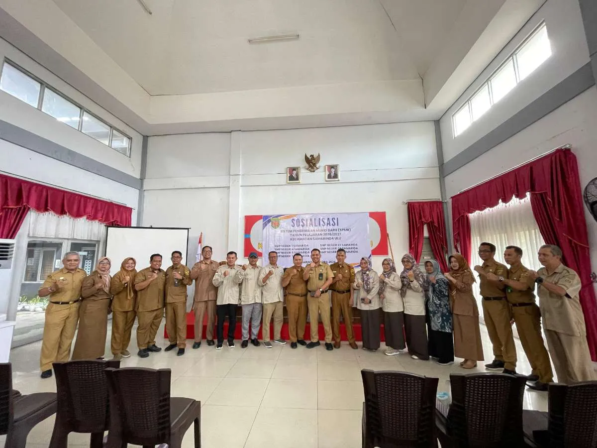 LURAH MENGHADIRI SOSIALISASI SPMB