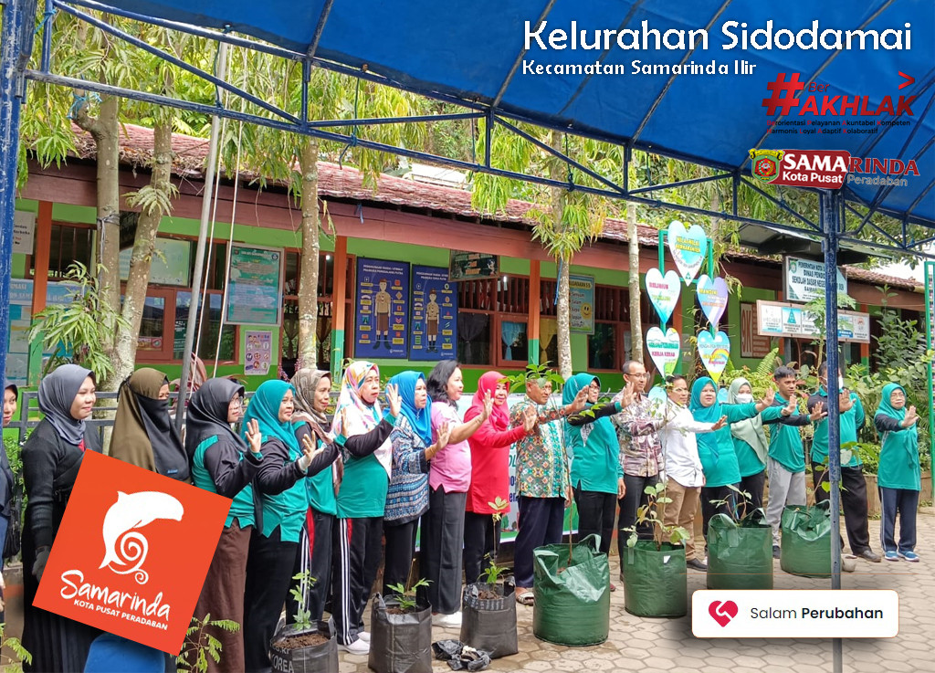 Kegiatan Menanam Pohon di SDN 009 Sidodamai
