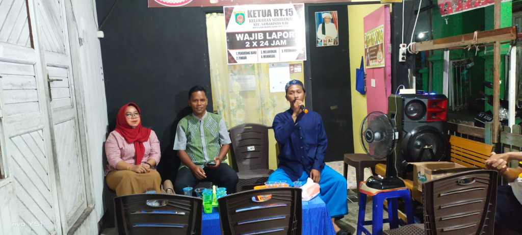 Rembug Warga di Lingkungan RT.15 Mengenai Program Probebaya Tahun 2024 - 2025