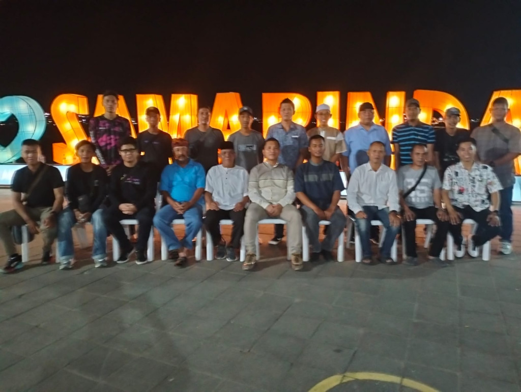 Silaturahim dan bukber di Mahakam Lampion Garden jln Slamet Riyadi, bersama bpk Fuad anggota DPRD KOTA SAMARINDA dan bapak KASAT LANTAS POLRES SAMARINDA bersama relawan KBS dan relawan kota Samarinda.
