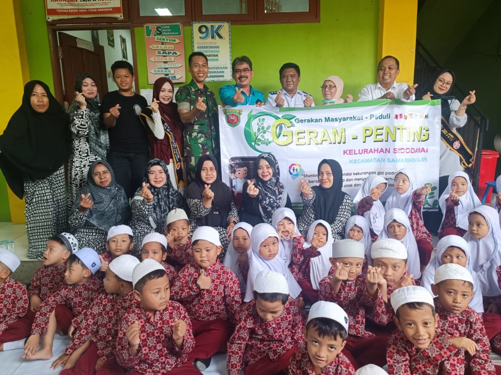 Kunjungan ke KB Al-Muminun di jln jelawat rt 6 untuk mensosialisasikan program Gerakan Masyarakat Peduli Stunting (Geram Penting)