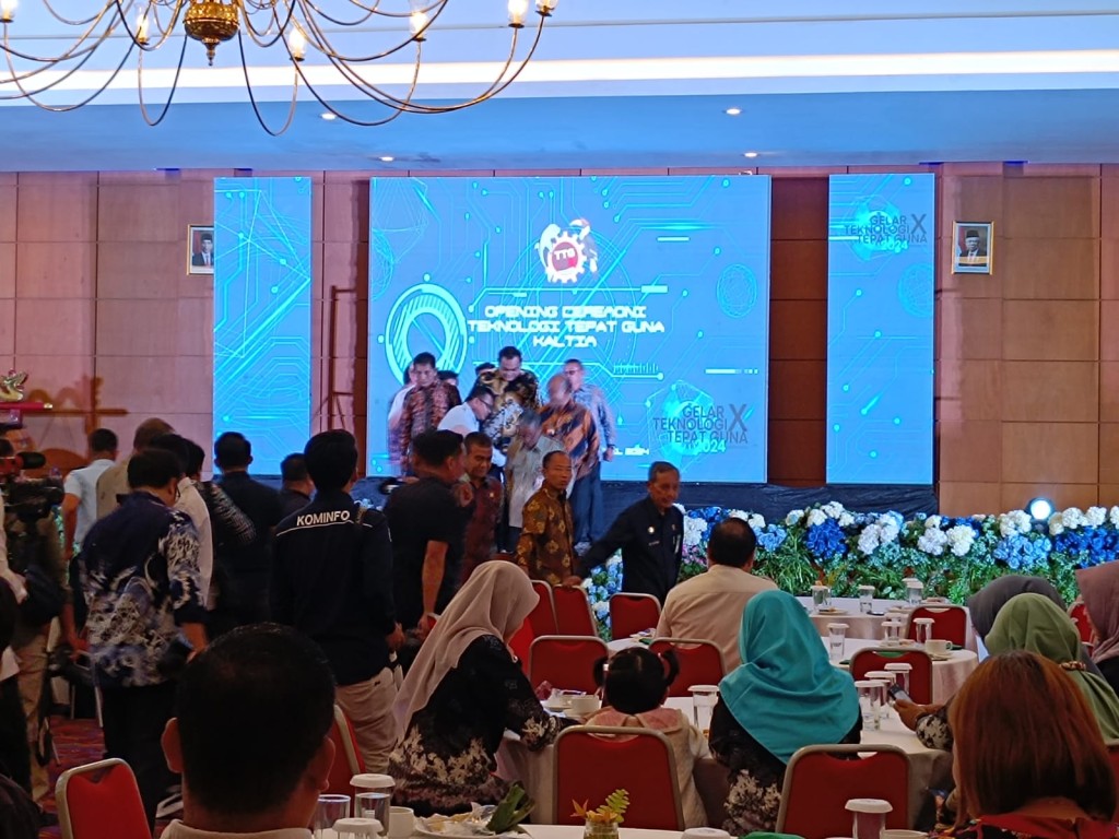 Pembukaan Gelar TTG ke X Tk Prov Kalimantan Timur di Hotel Puri Senyiur
