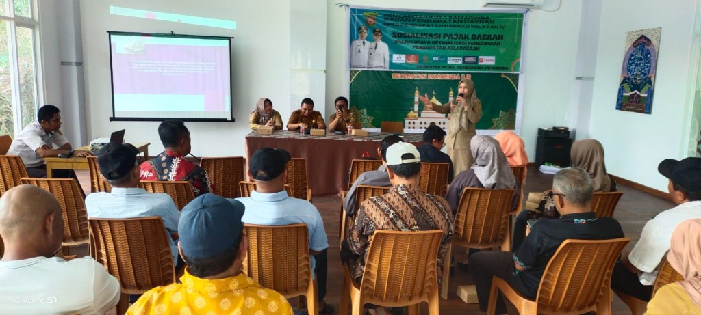 Kegiatan Sosialisasi Pajak Daerah dalam upaya optimalisasi penerimaan pendapatan asli daerah oleh Badan Pendapatan Daerah UPTD Pendapatan Daerah Wilayah IV