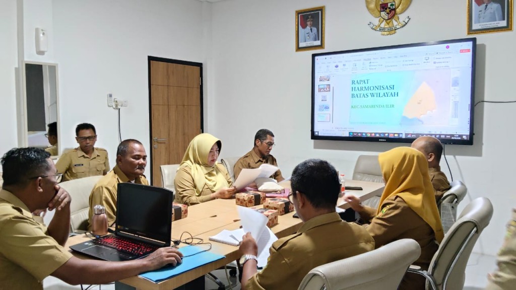 Kelurahan Sidodamai Ikuti Rapat Harmonisasi Batas Wilayah Kecamatan Samarinda Ilir