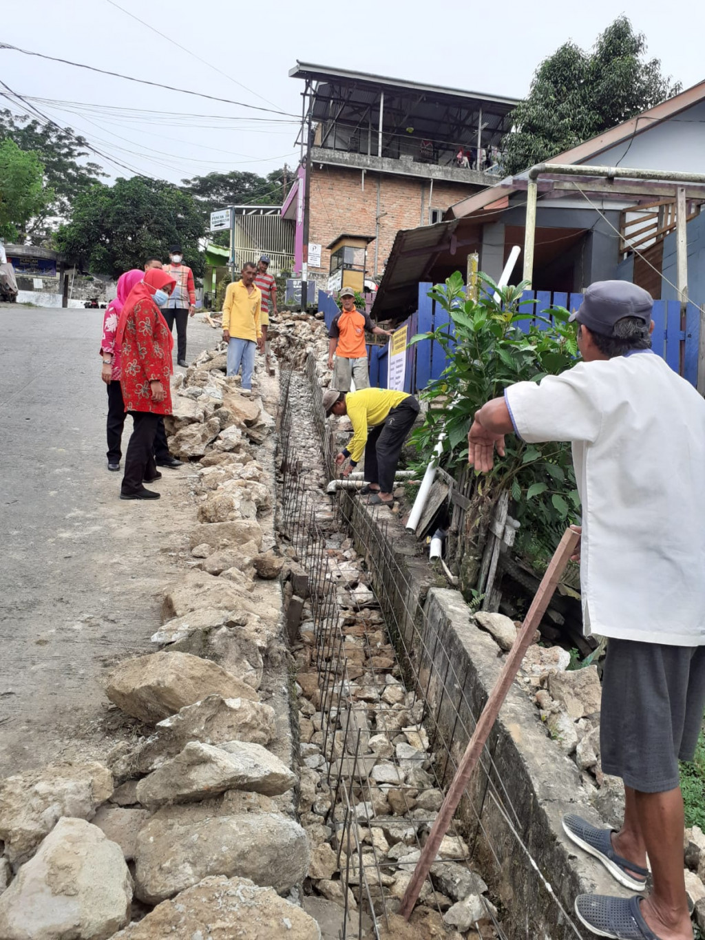 Monitoring pelaksanaan Program Pembangunan dan Pemberdayaan Masyarakat (Pro Bebaya) RT 20