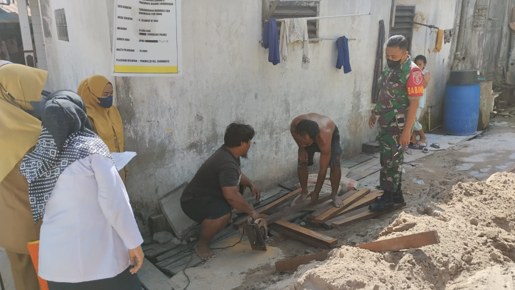 Monitoring pelaksanaan Program Pembangunan dan Pemberdayaan Masyarakat (Pro Bebaya) RT 06