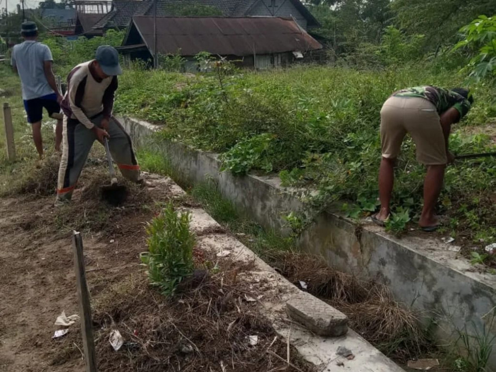 Gotong Royong Massal