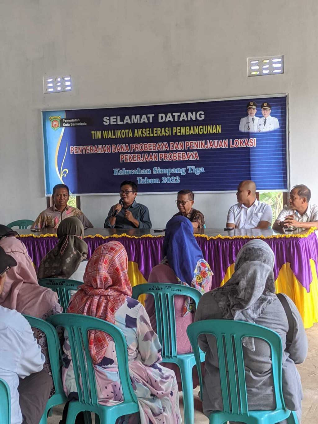 Penyerahan Secara Simbolis Serta Peninjauan Lokasi Kegiatan Pro Bebaya