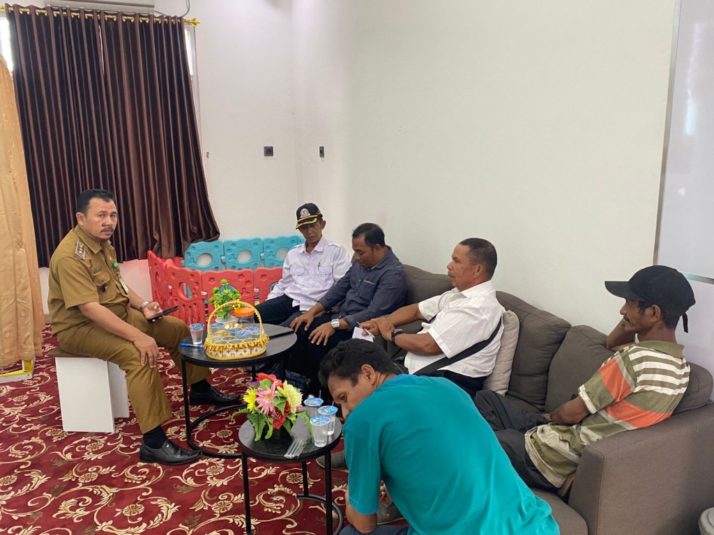 Rapat koordinasi dengan pengurus pokdarwis wisata steling bersama tim pendanping wisata kalimantan Timur.