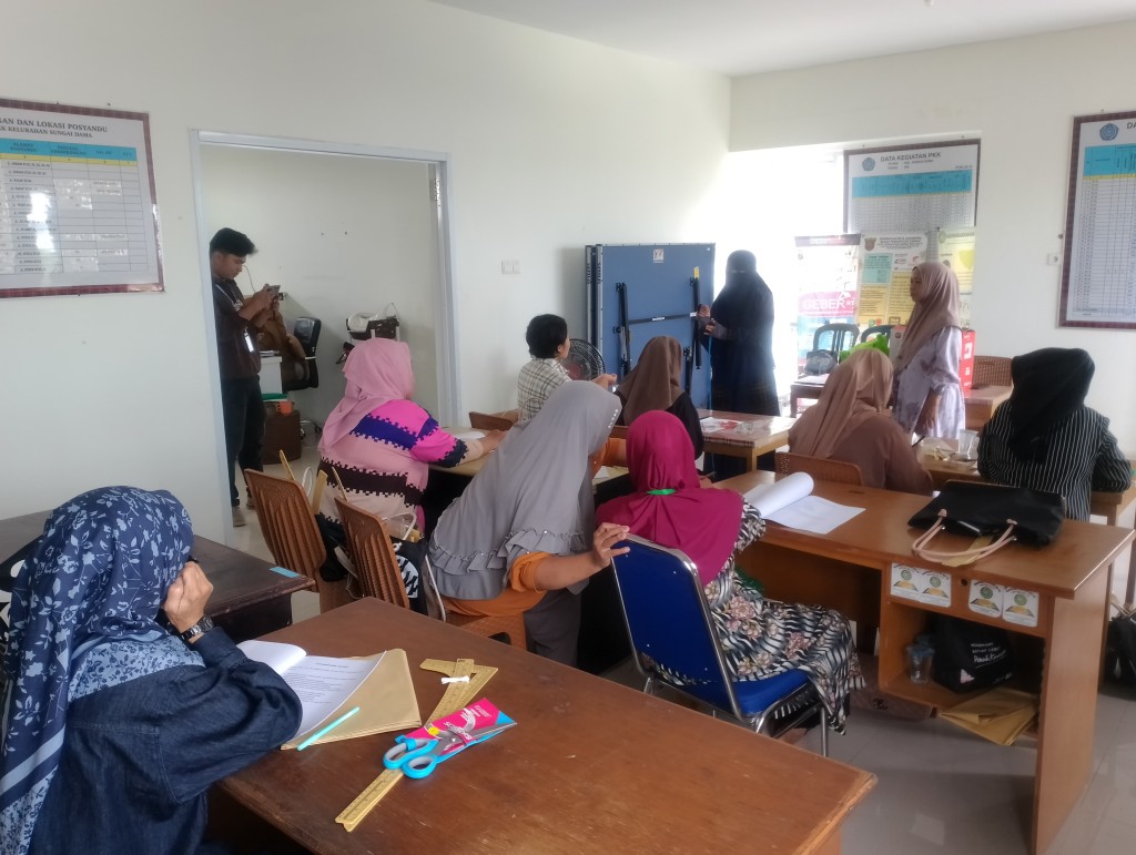 Kegiatan Probebaya Pelatihan Menjahit Di Kelurahan Sungai Dama