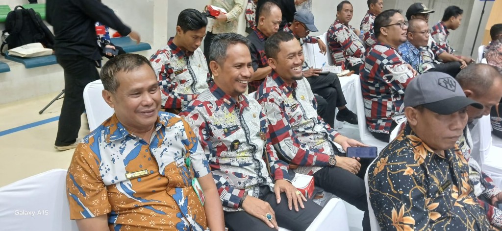Lurah Bersama Sekretaris Lurah Menghadiri Hari Anti Korupsi Sedunia (HAKORDIA) Tahun 2025 Di Gor Segiri Kota Samarinda