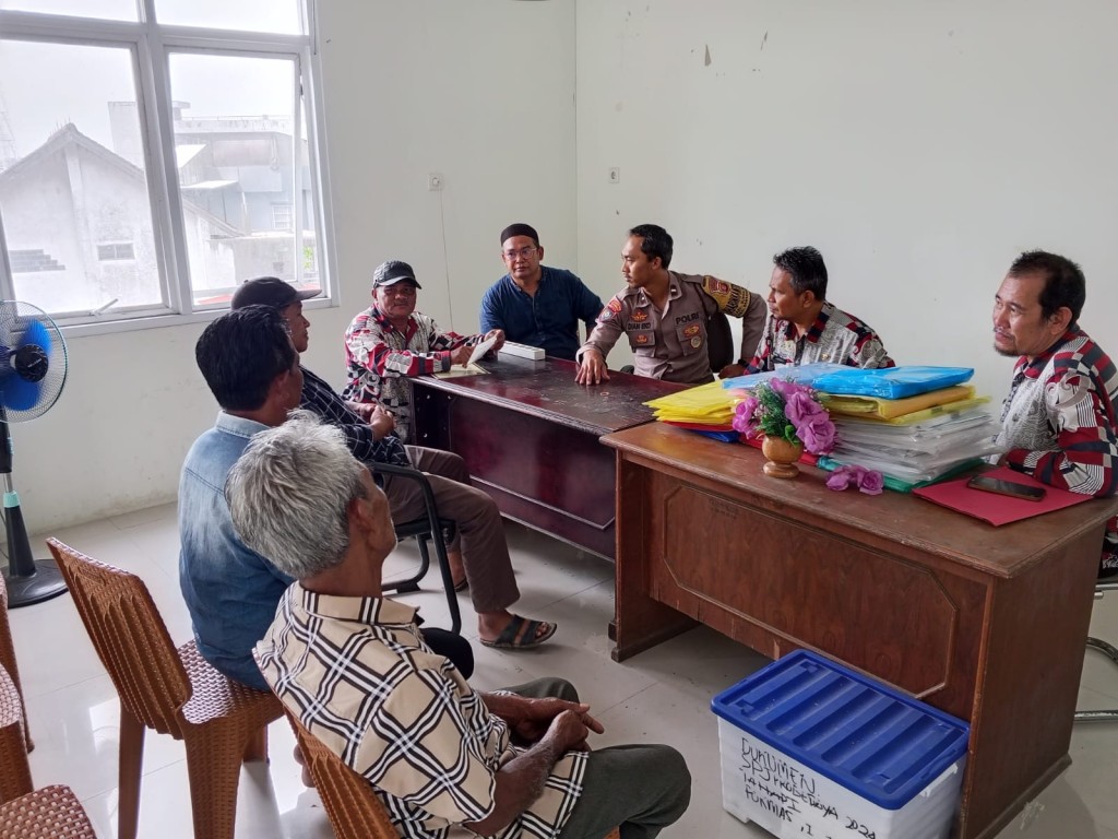 Mediasi  Tapal Batas Tanah Warga Rt 30