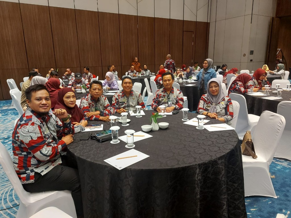 Rapat Tim Koordinasi Penanggulangan Kemiskinan Kota Samarinda