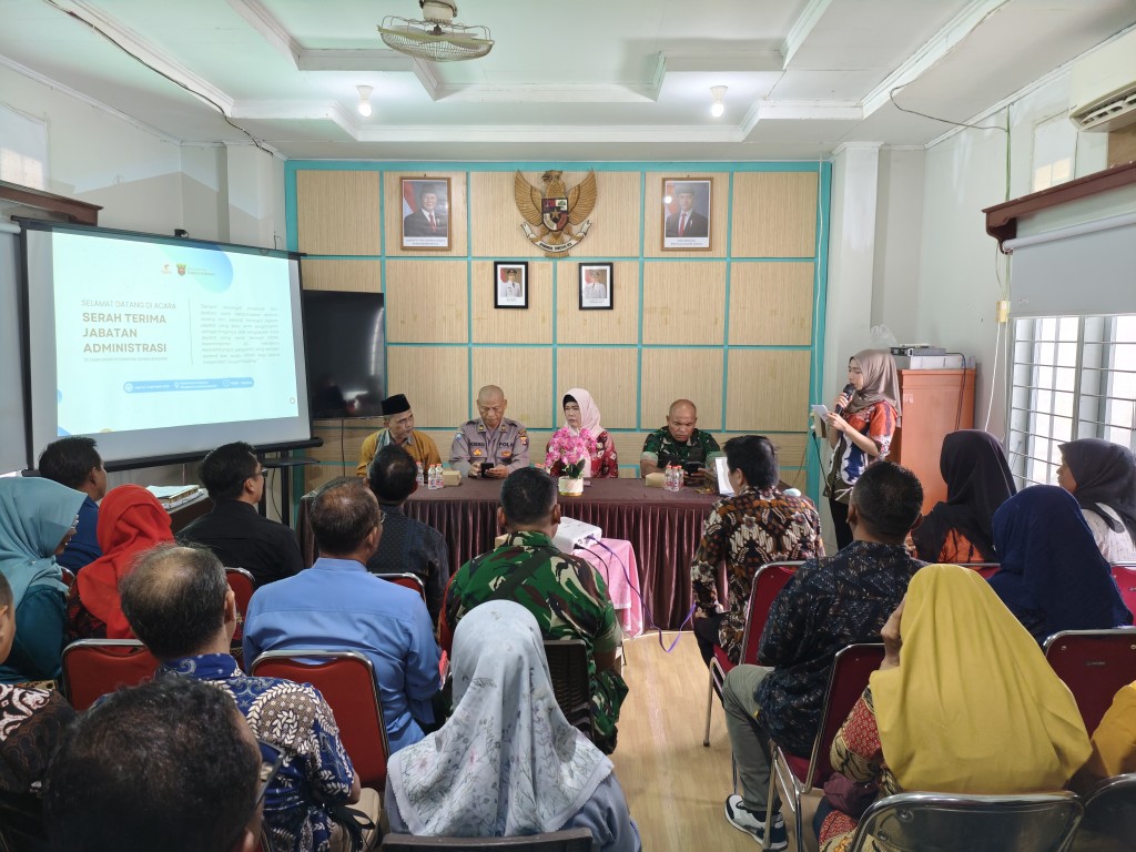 Serah Terima Jabatan di Lingkungan Kecamatan Sungai Kunjang Kota Samarinda Tahun 2025