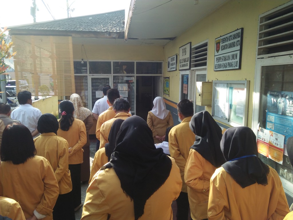Apel Pagi bersama jajaran kepegawaian kelurahan Sungai Pinang Luar