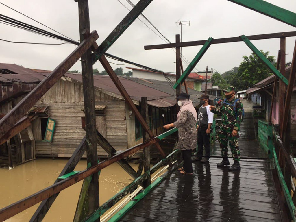 PENINJAUAN SUNGAI KARANG MUMUS