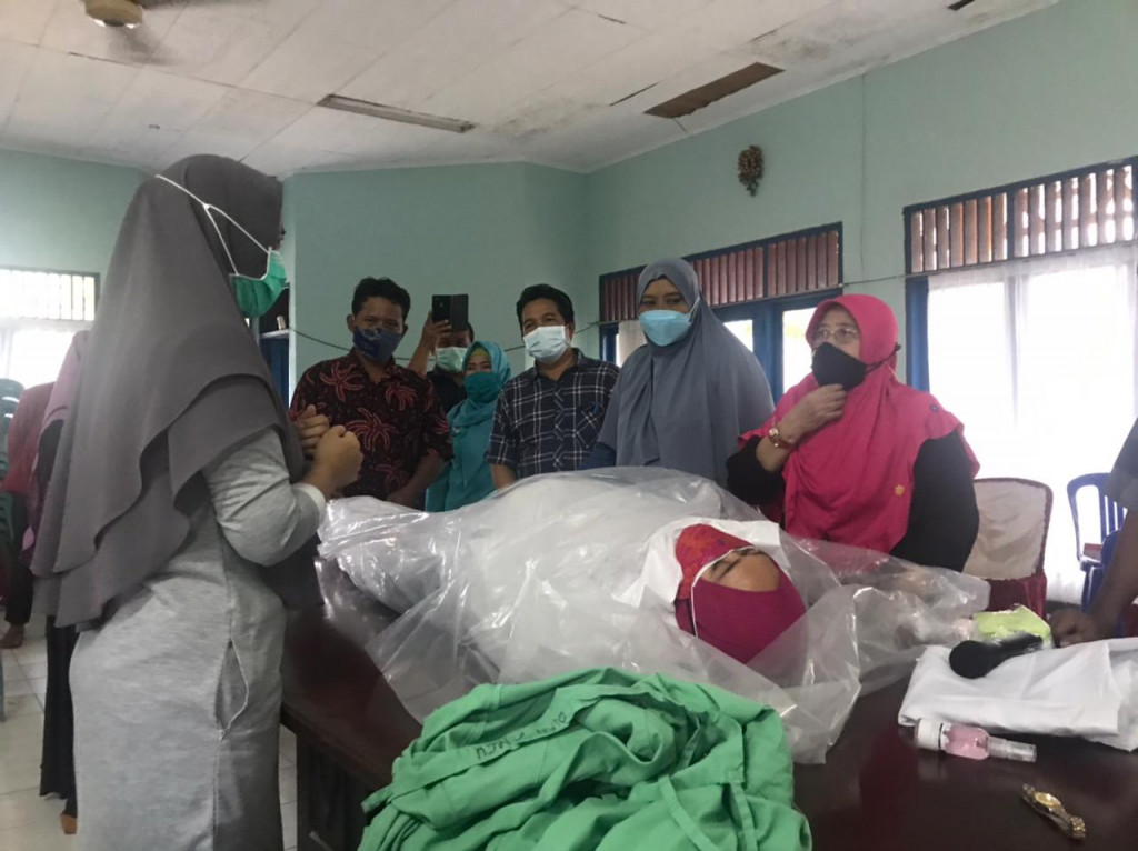 Pelatihan Pemulasaran Jenazah Covid-19 di Wilayah Kecamatan Sungai Pinang