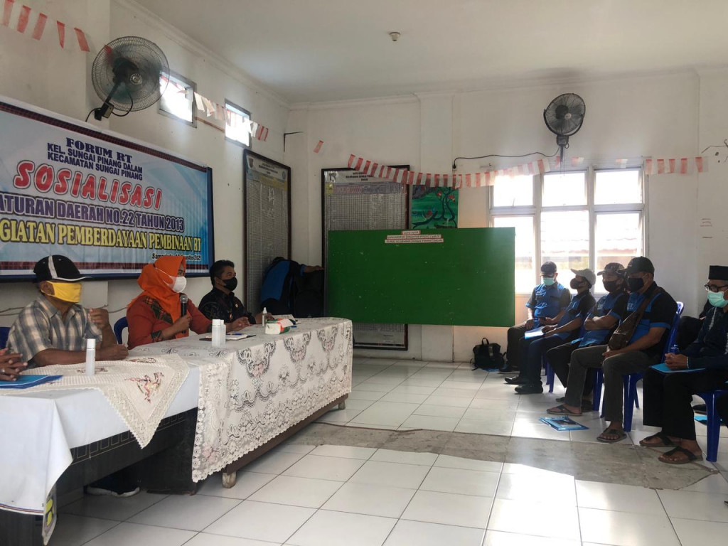 Sosialisasi Kegiatan Pemberdayaan Pembinaan RT di Wilayah Kelurahan Sungai Pinang Dalam