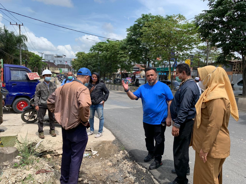 Giat Bersama Tim KJPP , PU Provinsi Kaltim dan Tim Pelaksana Kegiatan Peningkatan Drainase