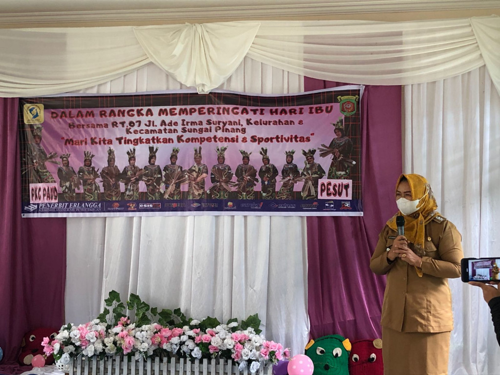 Dalam Rangka Memperingati Hari Ibu Bersama RT 07 Kelurahan Sungai Pinang Dalam dan Kecamatan Sungai Pinang