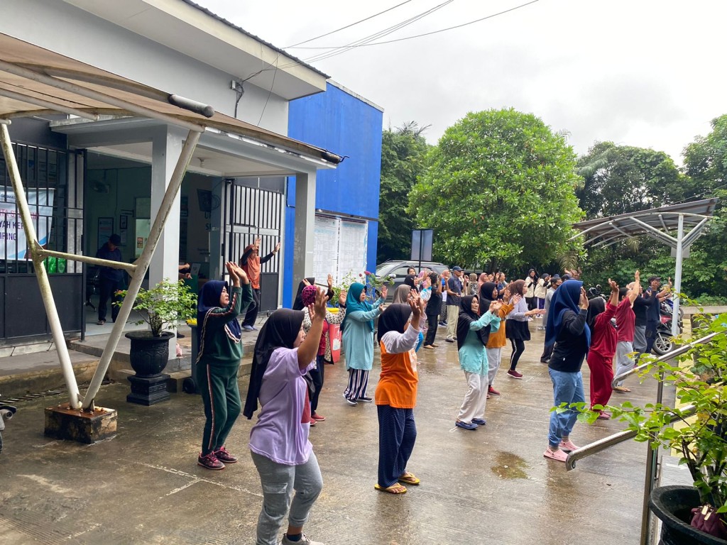 HARI JUM'AT, WAKTUNYA SENAM PROLANIS