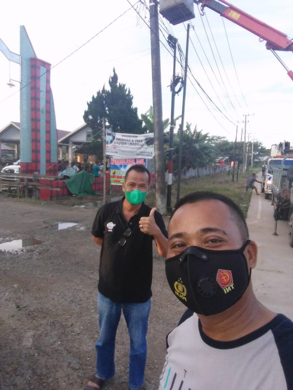 Pemantaun Kegiatan Pemasangan Lampu Jalan swadaya masyarakat