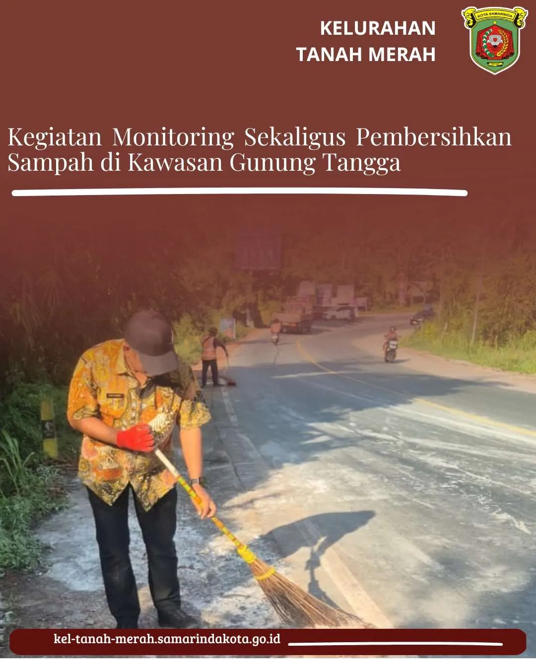 Kegiatan Monitoring Sekaligus Pembersihan Sampah di Sekitar Gunung Tangga