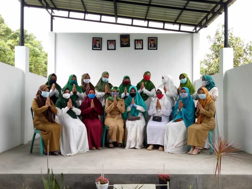 Kegiatan Majlis NU  Rutinan  Asmaul Husna  &  Khataman  Al Qur' an di Ruang Rapat Terbuka Kantor Kelurahan Tani Aman
