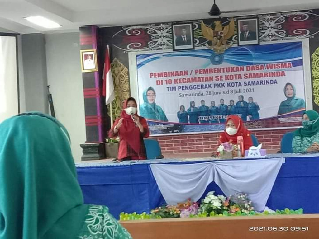 Pembinaan Dasawisma Oleh TP. PKK Kota Samarinda .