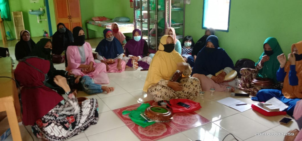 Kegiatan Pelatihan Kelompok Grup Habsy  Kampung KB Taman Hati Kegiatan gabungan beberapa Kelompok Dasawisma Kelurahan Tani Aman