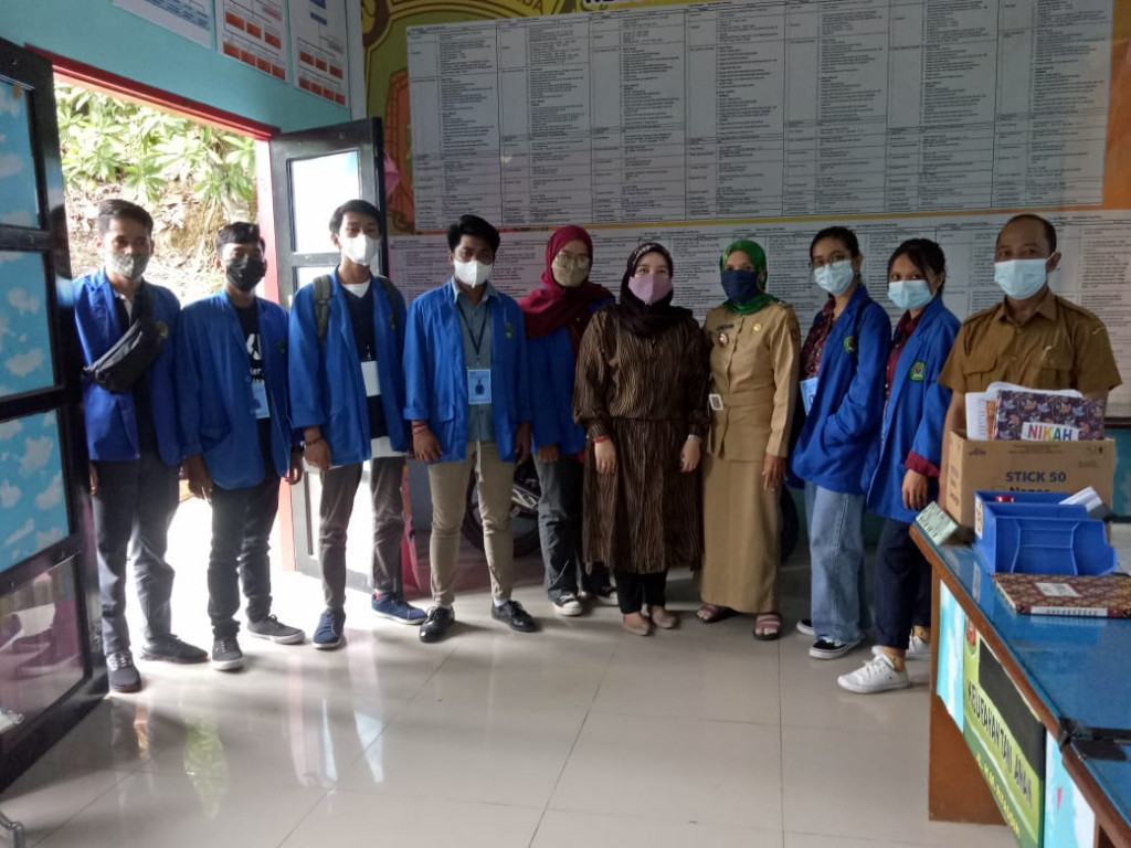 Kunjungan Silaturahmi, Kordinasi Kerja dari Dosen Pembimbing Poltek Samarinda Serah Terima Siswa Siswi KKN di Kelurahan Tani Aman