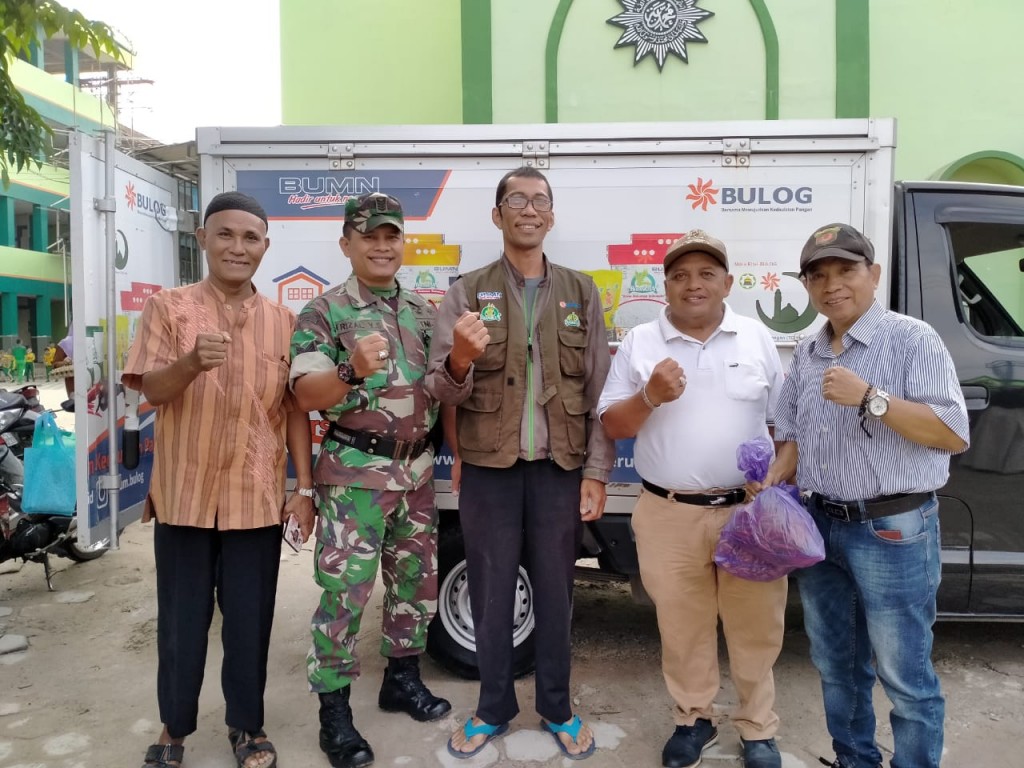 Pasar Murah dan Meriah di Kelurahan TLI