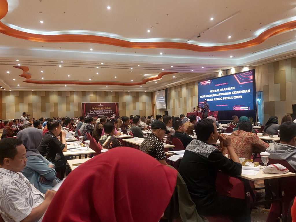 Bimbingan Teknis Tata Naskah dan Keuangan Bagi Badan Adhoc Pemilu Tahun 2024