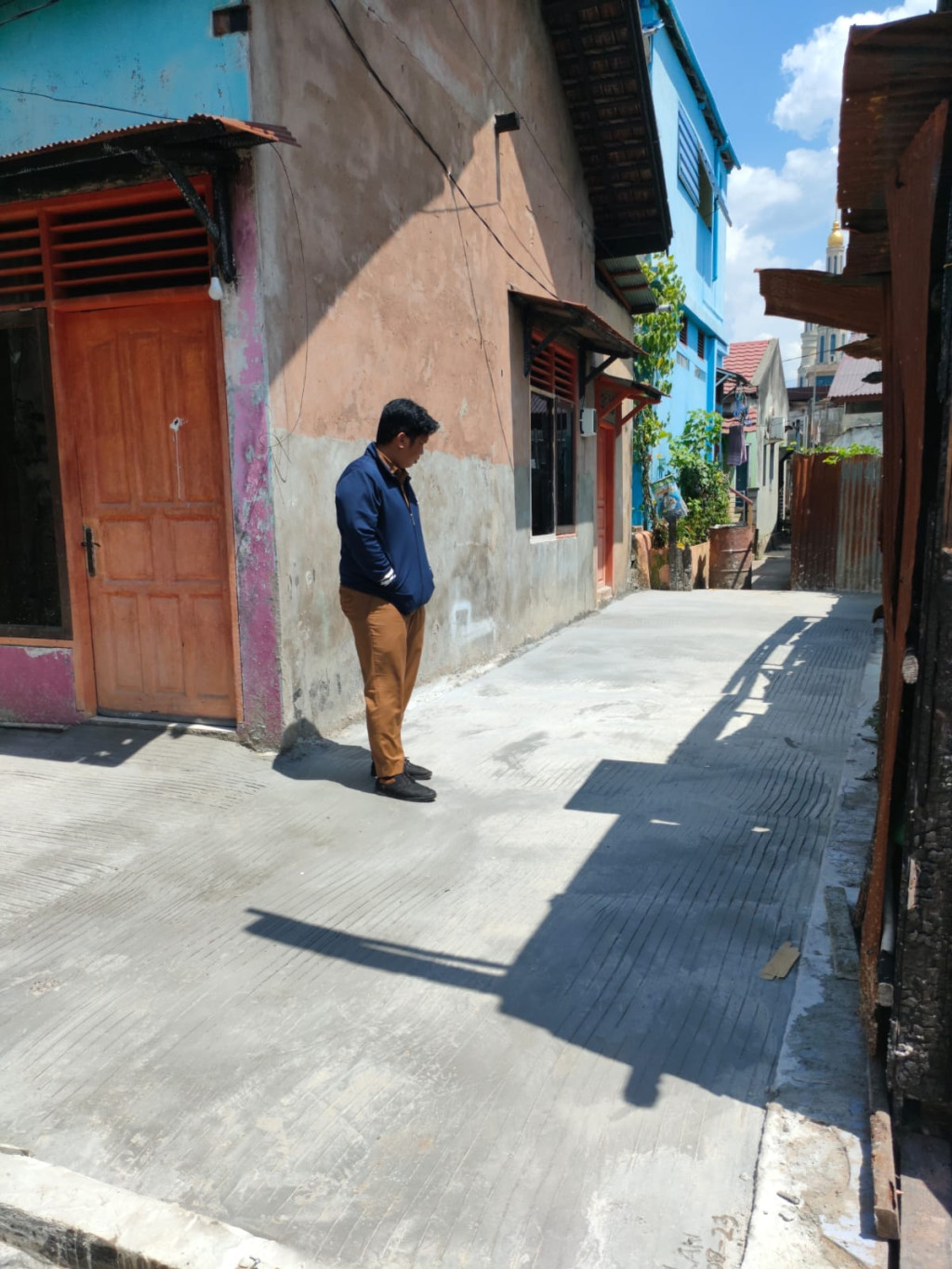 Monitoring Kegiatan Semenisasi RT 33