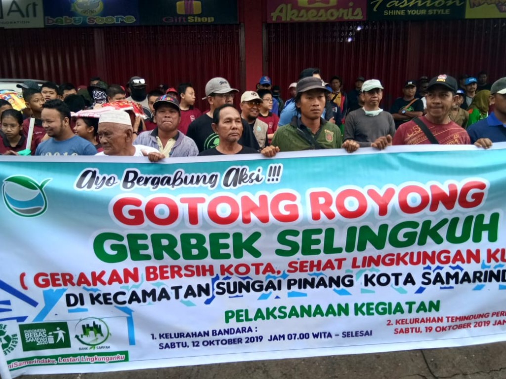 “GERBEK SELINGKUH” Gerakan Bersih Kota Sehat Lingkungan Kumuh di Lingkungan Kelurahan Temindung Permai