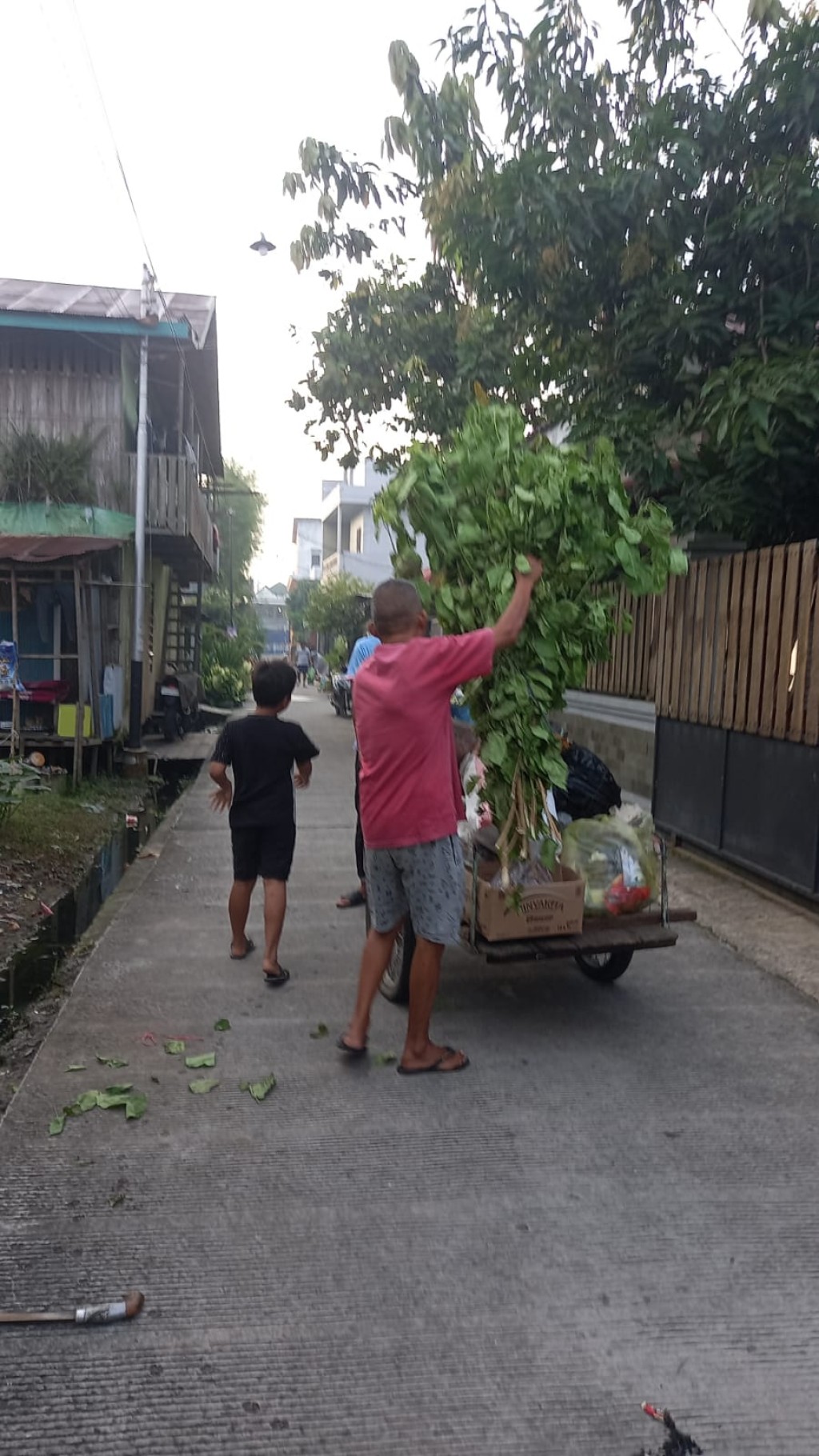 Gotong Royong Dwi Mingguan