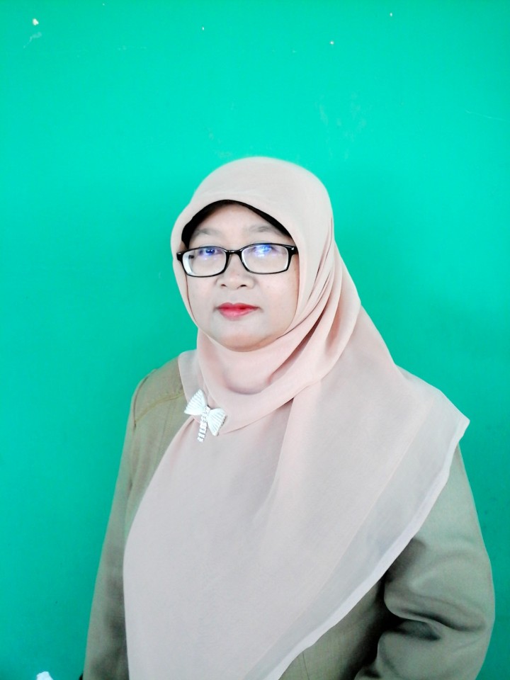 Nanik Suryani, A.Md. Kep