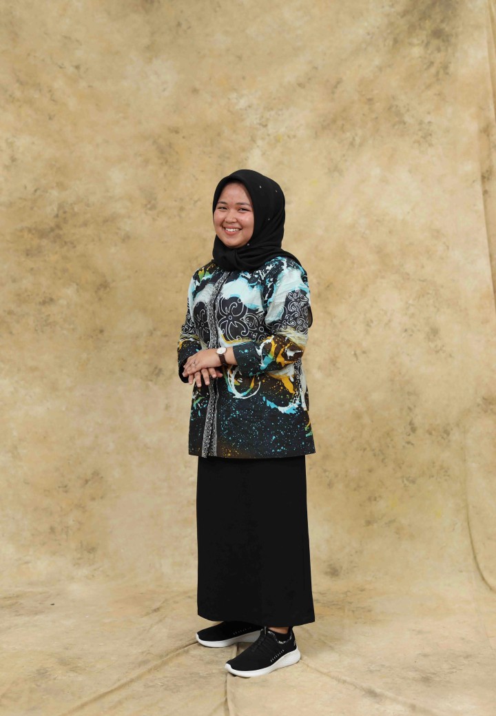 DWI ARIEZTA KIRANA
