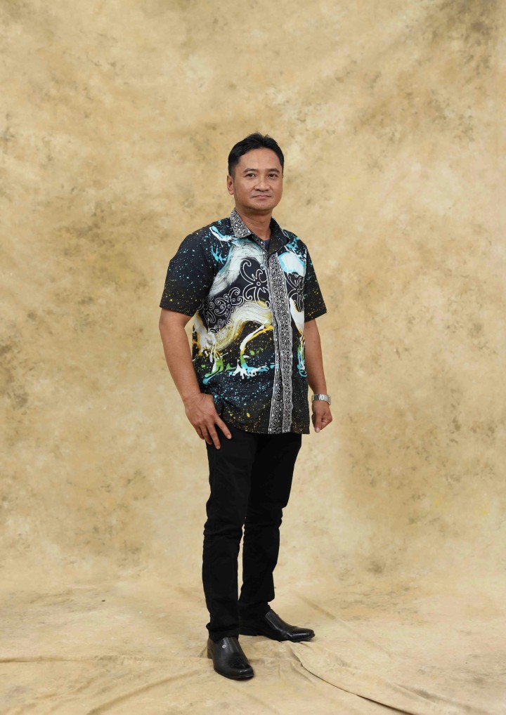 M. MAKHRADI, SH