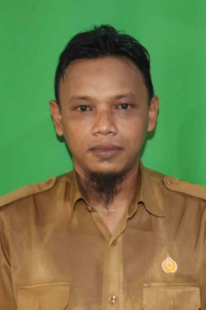 HAPID MUSLIHUN, S.Sos