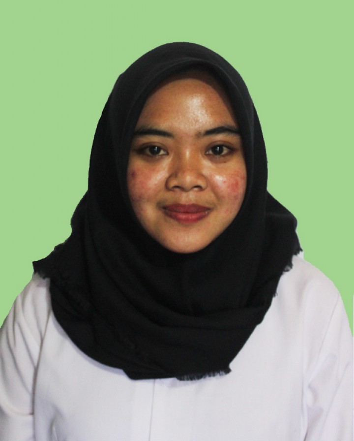 Novita Sari, AMD. AK