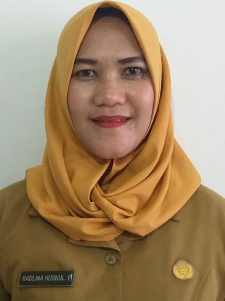 RADLINA HUSNUL FEBRIANA