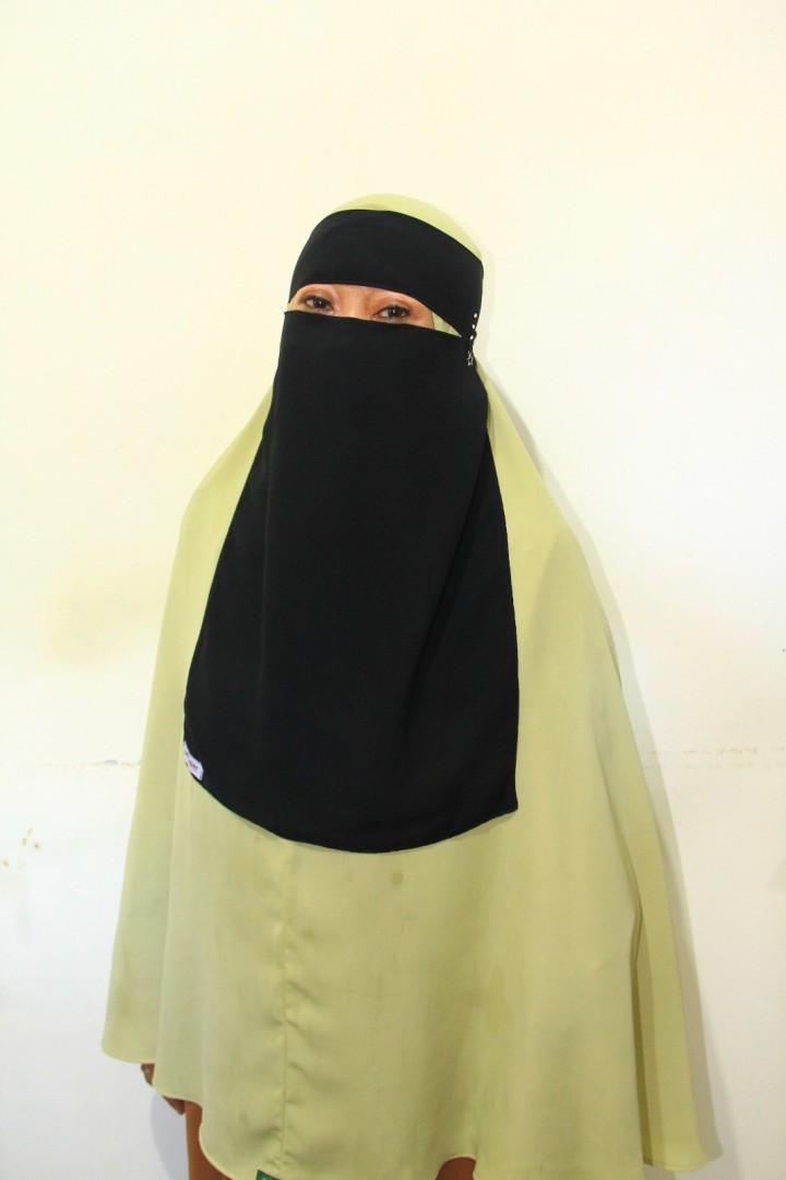 FENI ROSILAWATY,SE