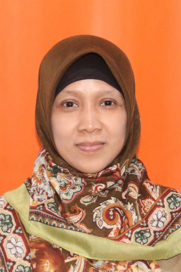 Dyah Rahmawati Khotimah, SP