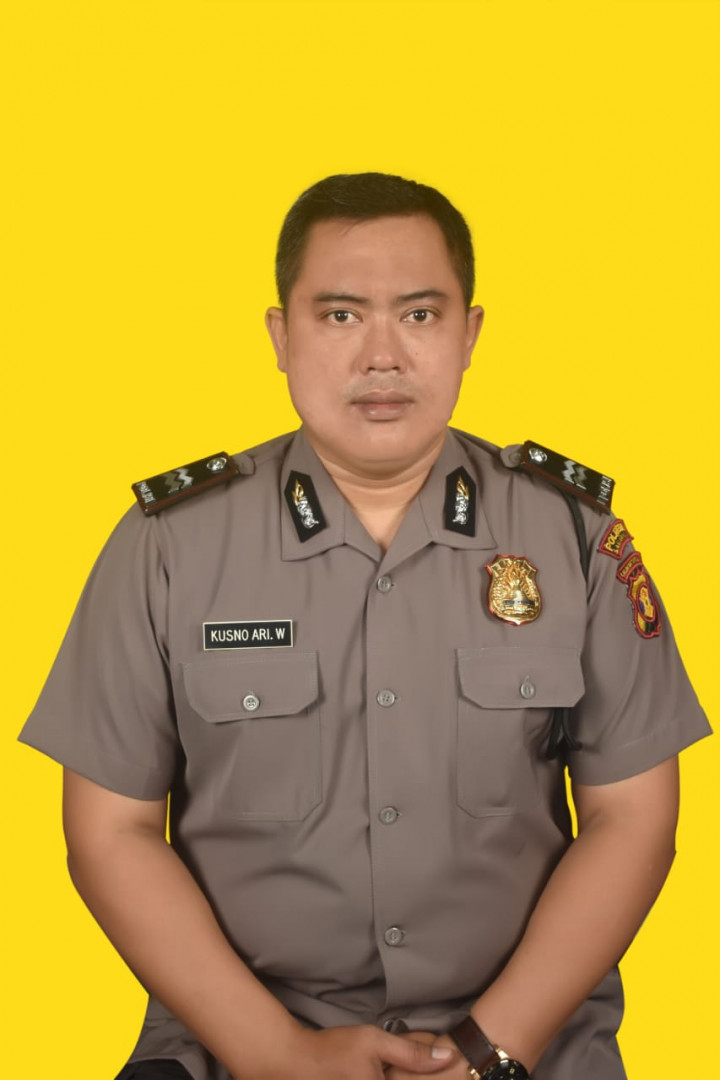 Kusno Ari Wibowo