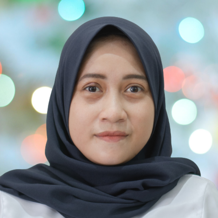 Dara Sucia Iskandar, SKM.