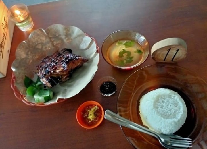 Warung Pais
