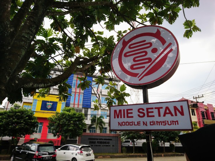 Mie Setan