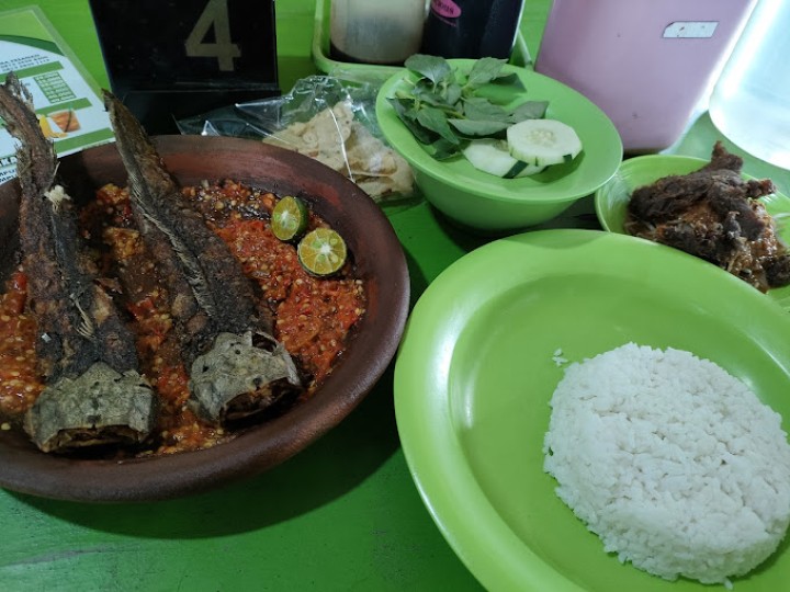 Warung Surabaya Pecel Lele