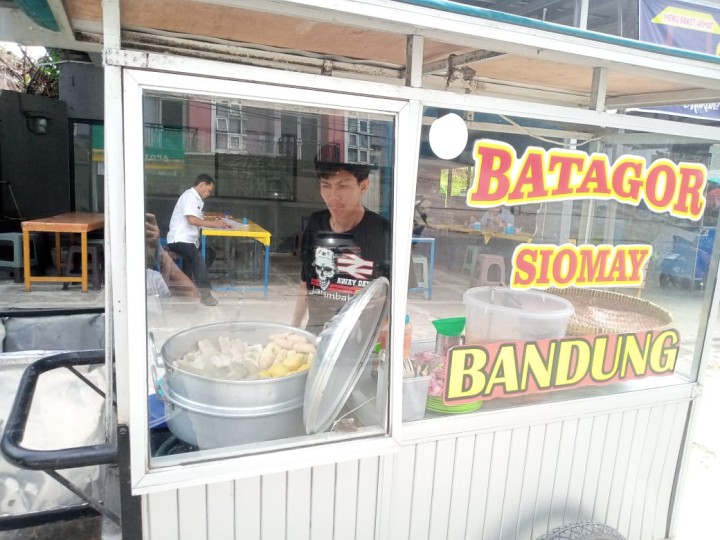 Batagor dan Siomay